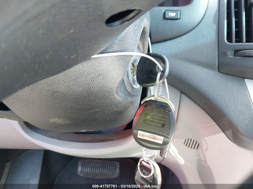 2008 HYUNDAI ELANTRA VIN: KMHDU46D98U355966