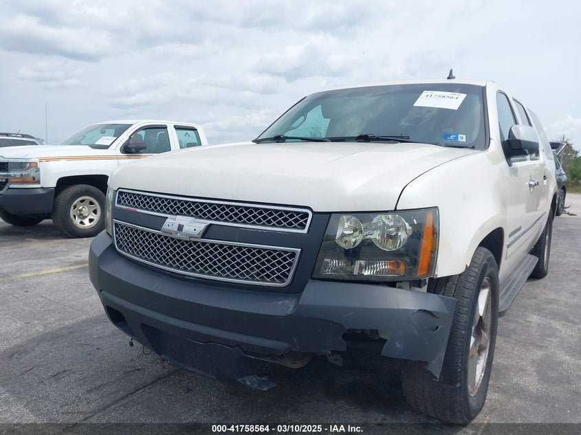 2012 CHEVROLET SUBURBAN 1500 VIN: 1GNSCKE08CR218960