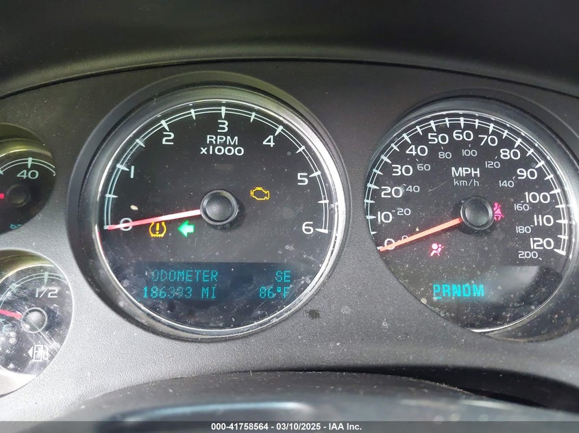 2012 CHEVROLET SUBURBAN 1500 VIN: 1GNSCKE08CR218960