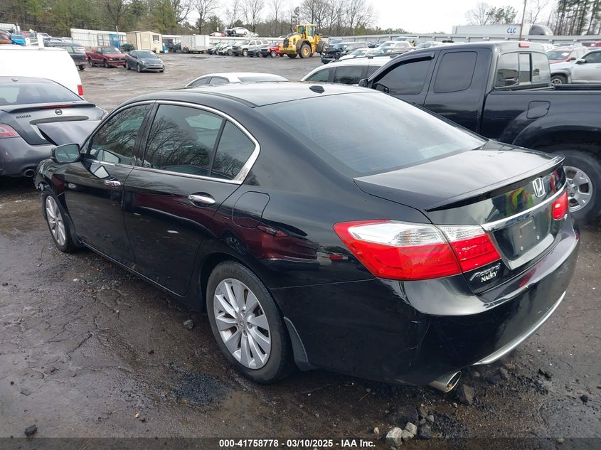2015 HONDA ACCORD VIN: 1HGCR3F87FA008764