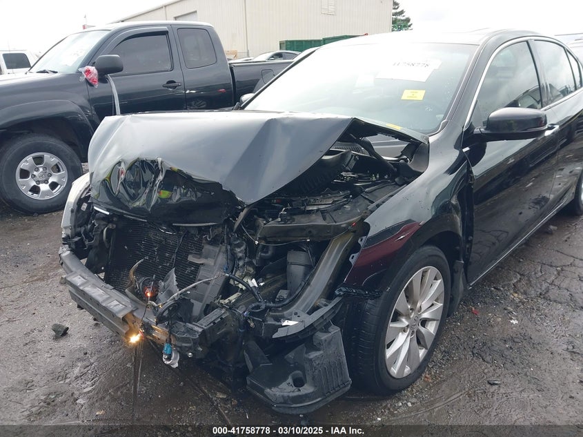 2015 HONDA ACCORD VIN: 1HGCR3F87FA008764