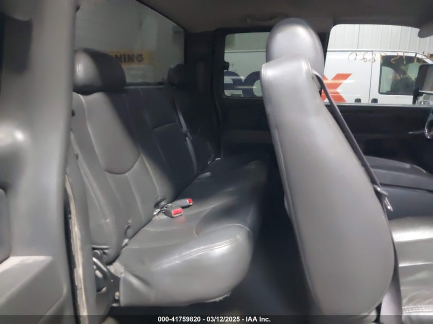 2007 CHEVROLET SILVERADO VIN: 1GCEK19Z17Z102324