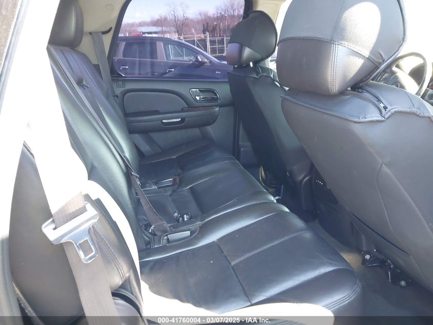 2011 Chevrolet Tahoe Lt VIN: 1GNSCBE05BR362559 Lot: 41760004