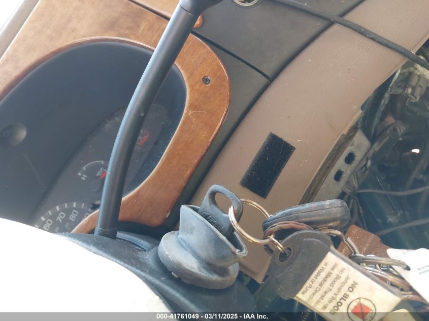 1998 Ford E-150 Recreational VIN: 1FDRE1467WHB64526 Lot: 41761049