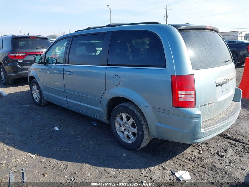 2008 CHRYSLER TOWN & COUNTRY VIN: 2A8HR54P98R818379