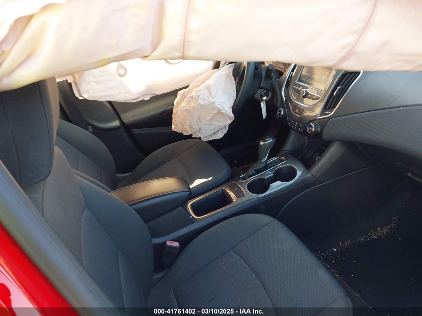 2018 CHEVROLET CRUZE VIN: 1G1BE5SM8J7203873