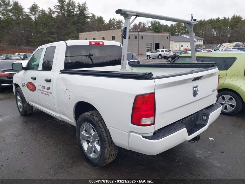 2019 RAM 1500 CLASSIC VIN: 1C6RR7FG9KS646937