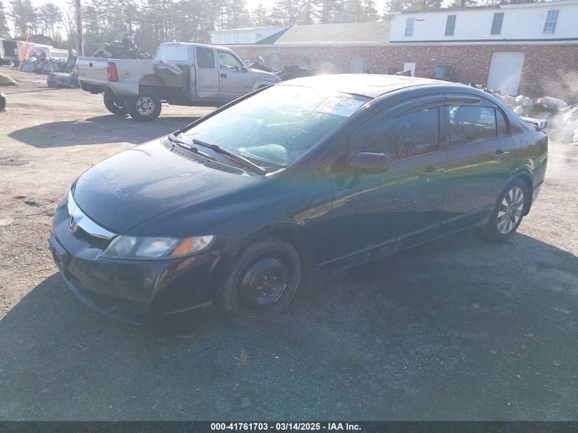2011 HONDA CIVIC VIN: 19XFA1F86BE002940