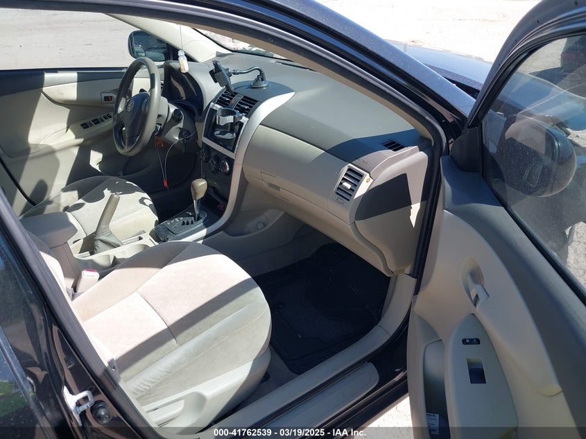 2009 TOYOTA COROLLA VIN: JTDBL40E199030250