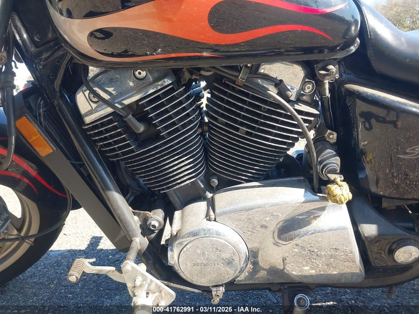 2005 HONDA VT1100 C2 - 1HFSC43025A502700