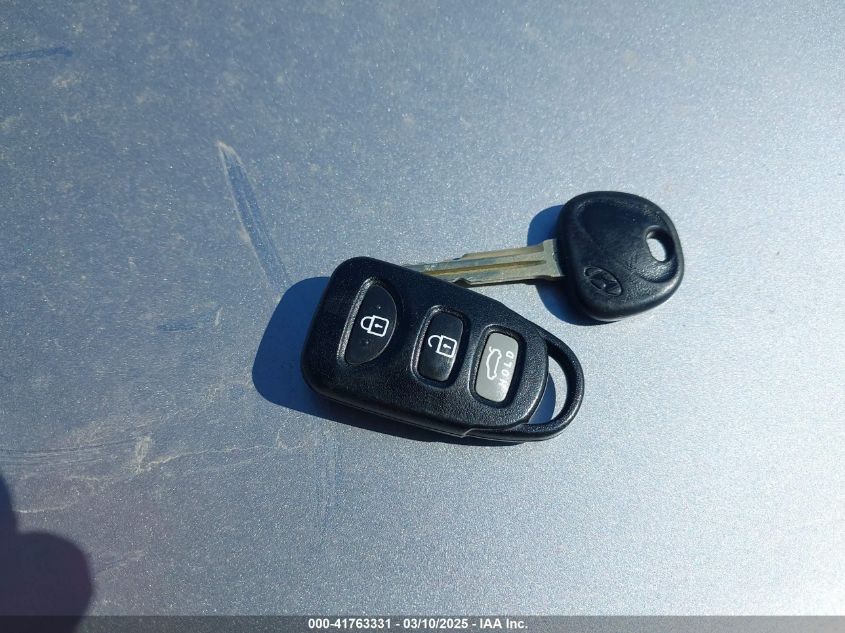 2012 Hyundai Elantra Gls VIN: 5NPDH4AE2CH066827 Lot: 41763331