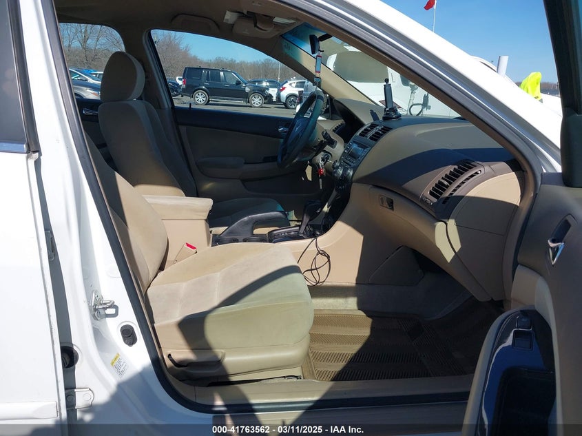 2006 HONDA ACCORD VIN: 1HGCM56396A133960