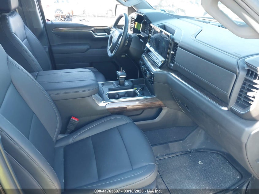 2023 CHEVROLET SILVERADO 1500 VIN: 1GCUDEEL4PZ303326