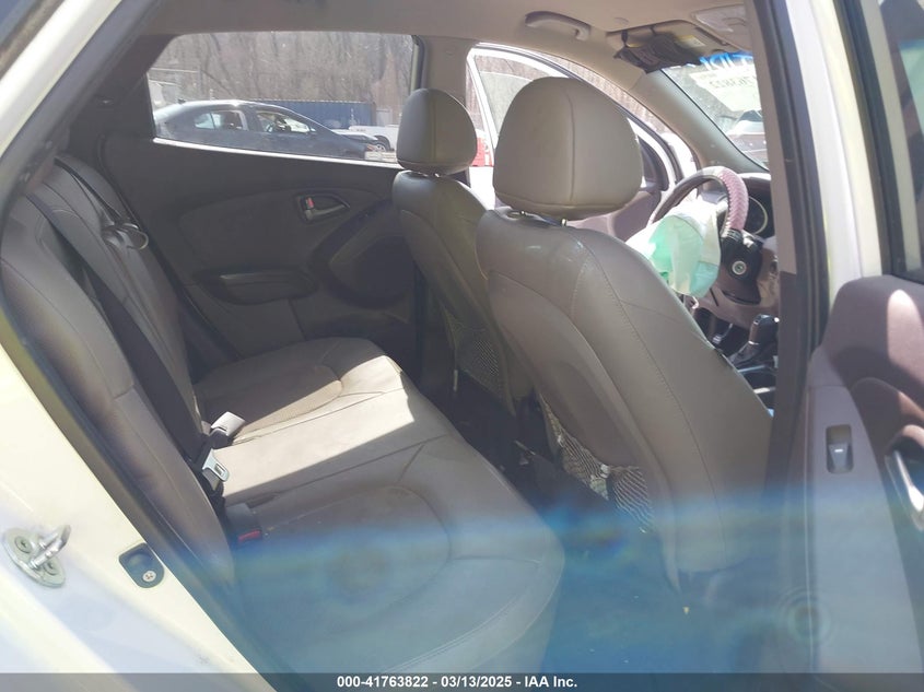 2015 HYUNDAI TUCSON SE - KM8JU3AG1FU112289