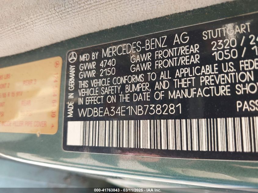 1992 Mercedes-Benz 400 E VIN: WDBEA34E1NB738281 Lot: 41763843