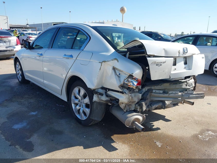 2009 HONDA ACCORD VIN: 1HGCP36819A011542