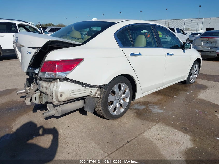 2009 HONDA ACCORD VIN: 1HGCP36819A011542