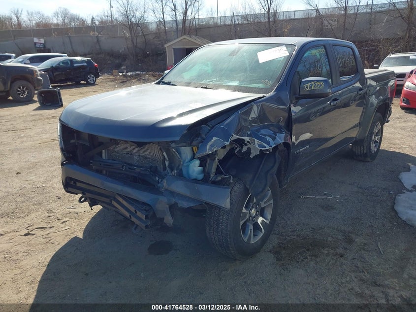 VIN 1GCGTDEN6H1246963 2017 CHEVROLET COLORADO Z71