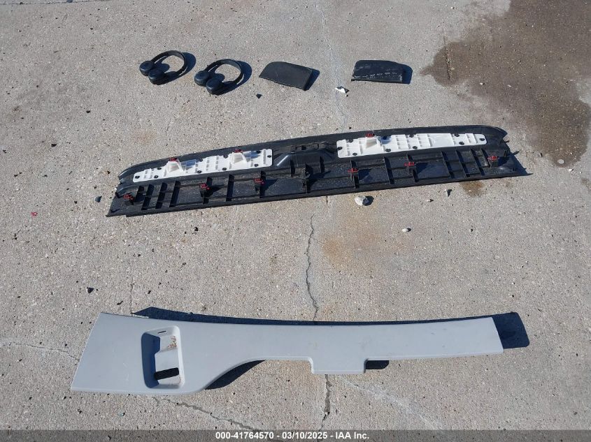 2015 Cadillac Escalade Premium VIN: 1GYS3NKJ5FR655370 Lot: 41764570