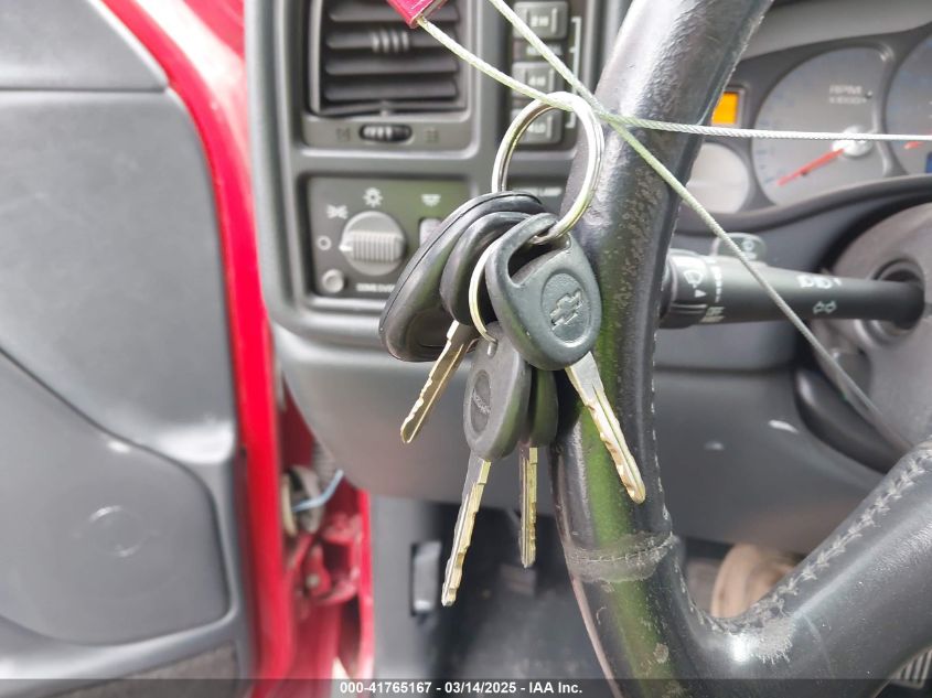 2000 Chevrolet Silverado 1500 Lt VIN: 2GCEK19T9Y1359379 Lot: 41765167