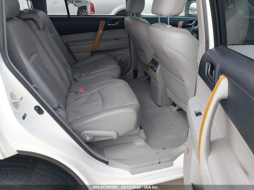 2010 Toyota Highlander Hybrid Limited V6 VIN: JTEJW3EH7A2048566 Lot: 41765889