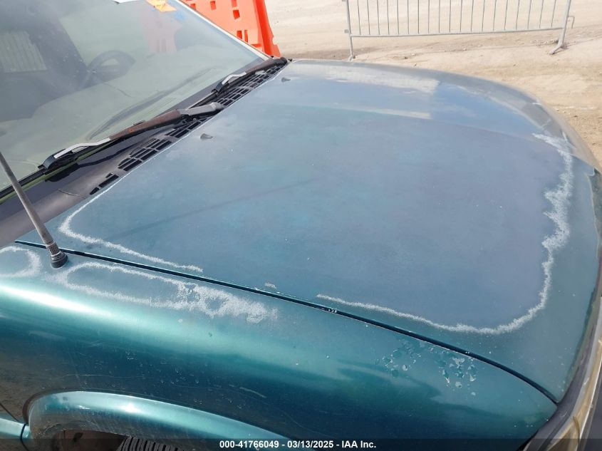 1998 Chevrolet Blazer Ls VIN: 1GNCS13W6W2222740 Lot: 41766049