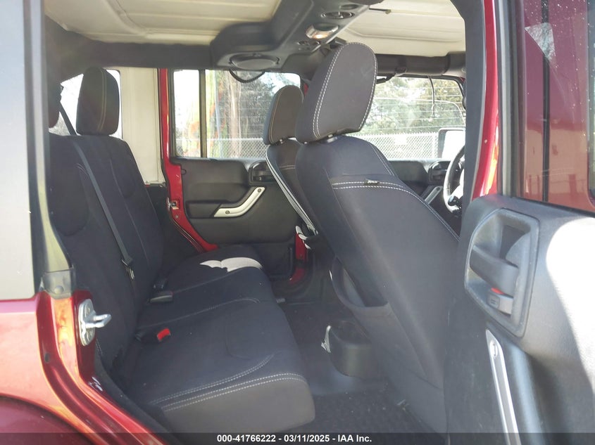 2013 JEEP WRANGLER UNLIMITED SAHARA - 1C4HJWEG3DL539693