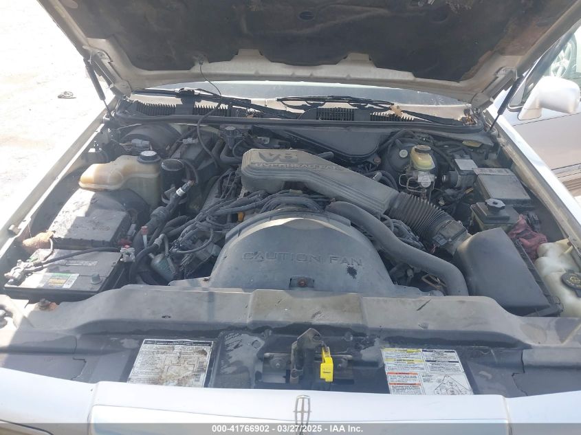 1995 Lincoln Town Car Cartier VIN: 1LNLM83W6SY735520 Lot: 41766902