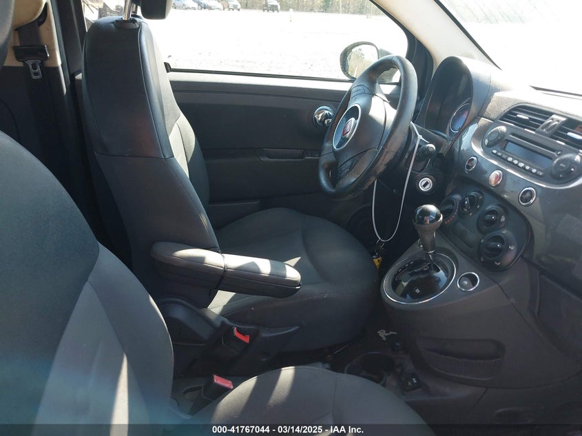 2015 FIAT 500 VIN: 3C3CFFAR1FT570309