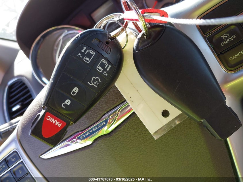 2012 CHRYSLER TOWN & COUNTRY VIN: 2C4RC1BG6CR349043