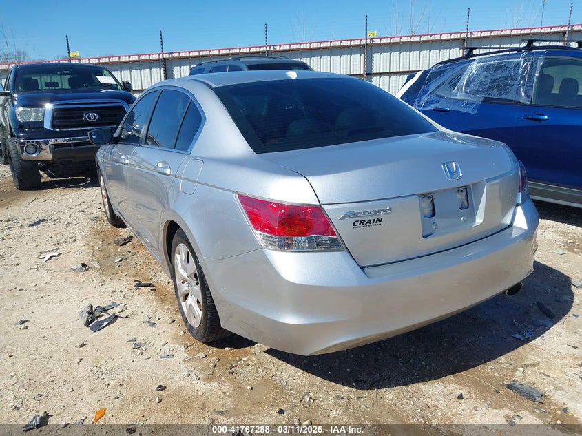 2008 HONDA ACCORD VIN: 1HGCP26838A055390