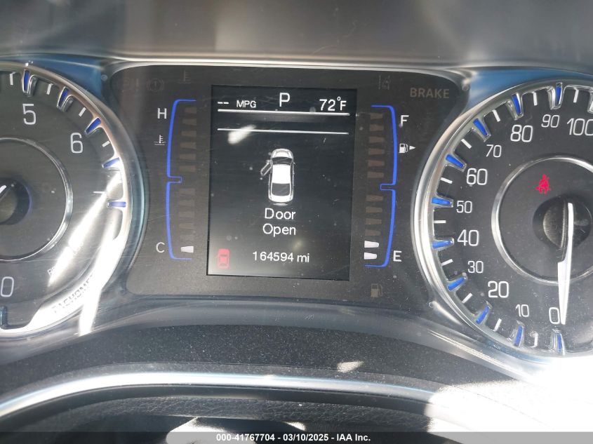 2015 Chrysler 200 Limited VIN: 1C3CCCAB9FN675318 Lot: 41767704