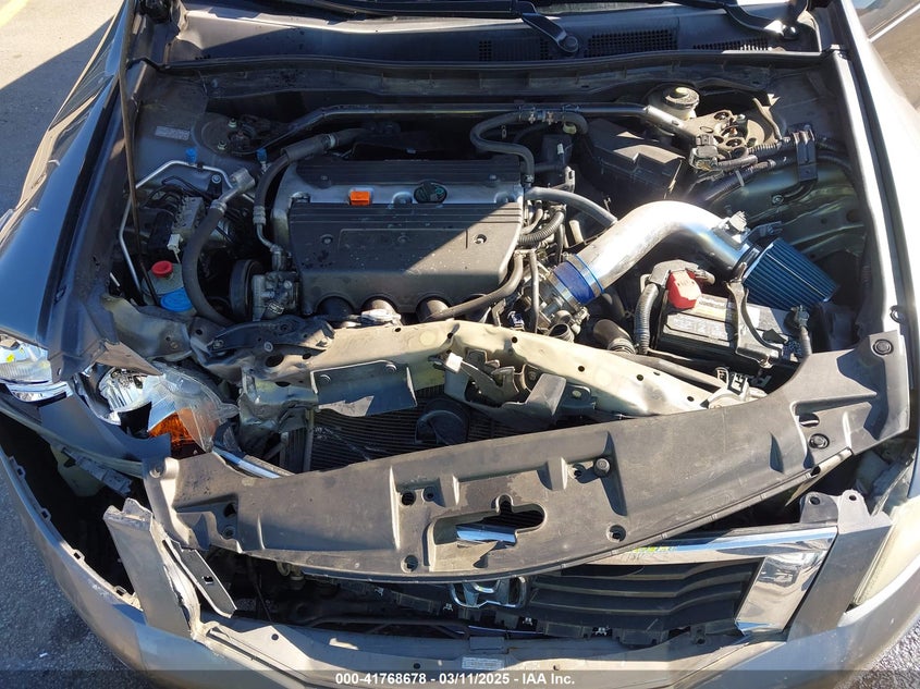 2009 HONDA ACCORD VIN: 1HGCP26819A088051