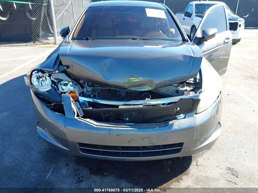 2009 HONDA ACCORD VIN: 1HGCP26819A088051