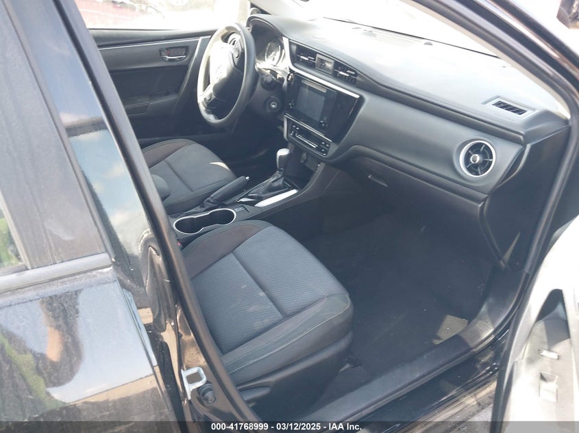 2019 TOYOTA COROLLA VIN: 5YFBURHE0KP866033