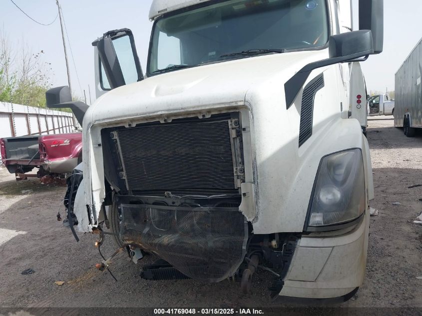 2018 Volvo Vnl VIN: 4V4NC9EG1JN999681 Lot: 42846025
