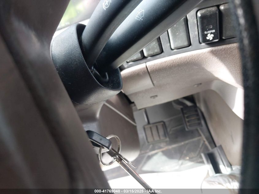 2018 Volvo Vnl VIN: 4V4NC9EG1JN999681 Lot: 42846025