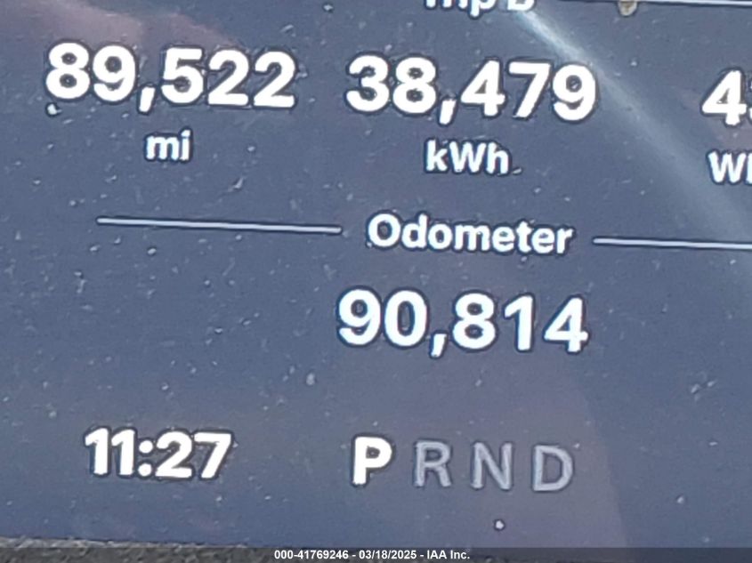 2018 Tesla Model X 100D/75D/P100D VIN: 5YJXCBE27JF121834 Lot: 41769246