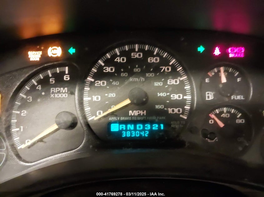 2000 GMC Sierra 1500 Sle VIN: 1GTEC19TXYZ365714 Lot: 41769278