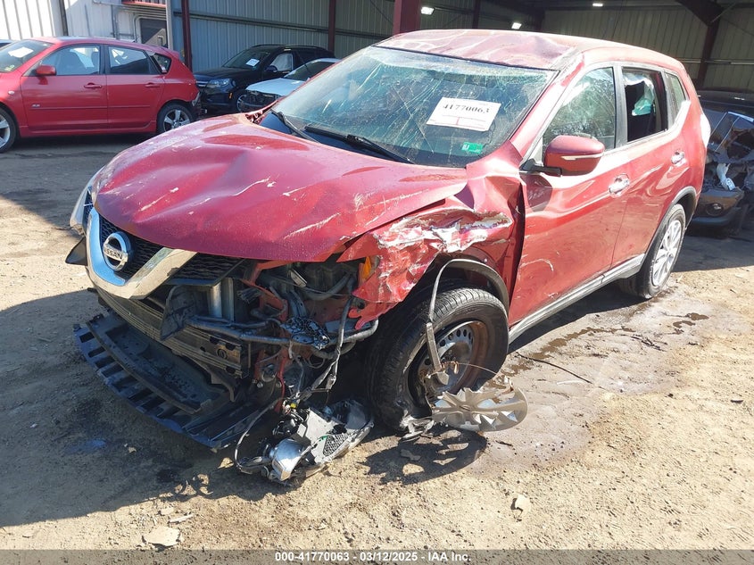 2015 NISSAN ROGUE S - 5N1AT2MT3FC903435