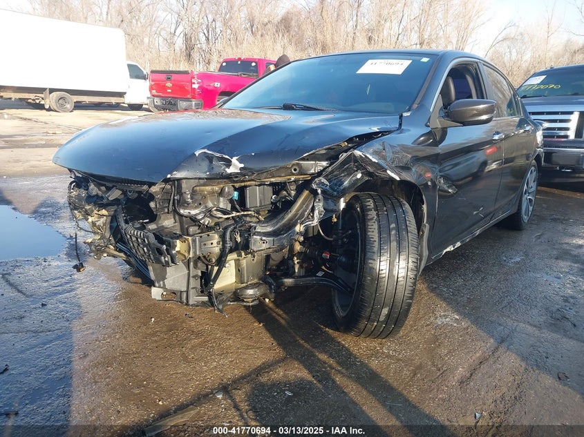 2015 HONDA ACCORD SEDAN VIN: 1HGCR2F56FA231992