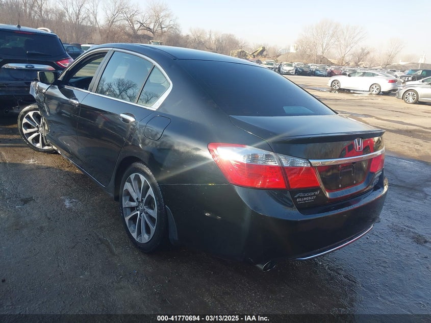 2015 HONDA ACCORD SEDAN VIN: 1HGCR2F56FA231992