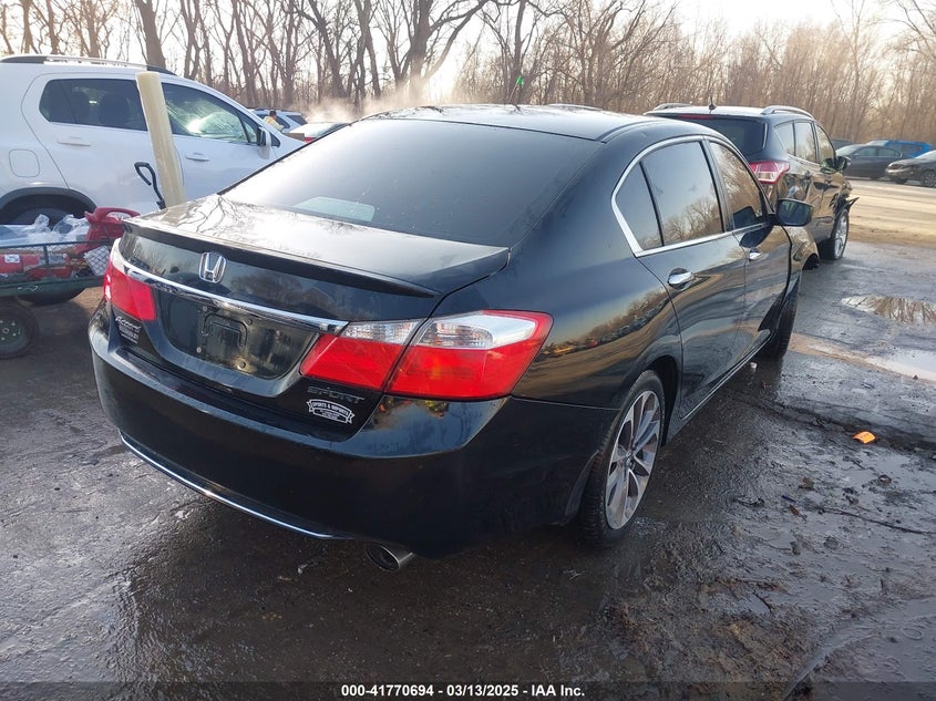 2015 HONDA ACCORD SEDAN VIN: 1HGCR2F56FA231992