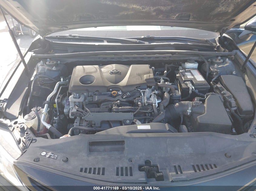 2019 TOYOTA CAMRY VIN: 4T1B11HK7KU166704