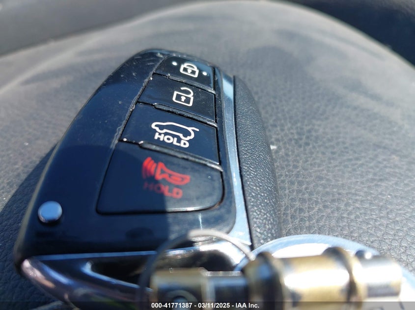 2014 HYUNDAI SANTA FE VIN: 5XYZU3LA6EG177655