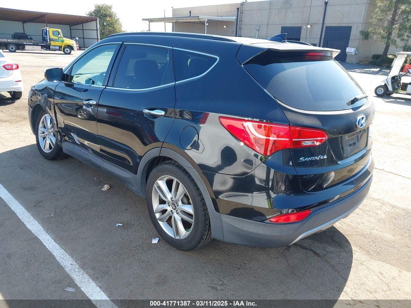2014 HYUNDAI SANTA FE VIN: 5XYZU3LA6EG177655