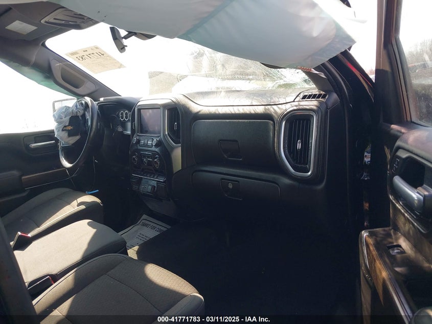 2019 CHEVROLET SILVERADO 1500 VIN: 1GCUYDEDXKZ104149