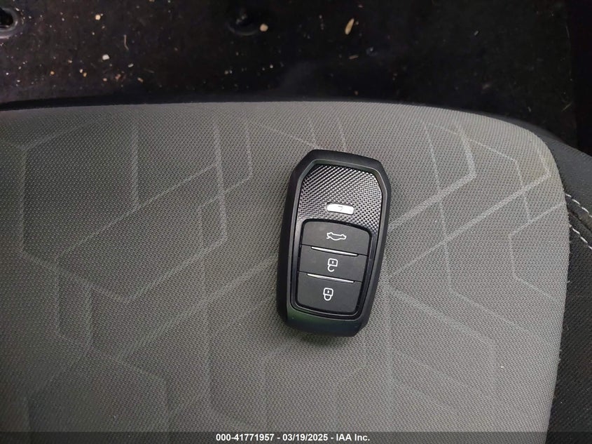 2023 TOYOTA TACOMA VIN: 3TMCZ5ANXPM613857