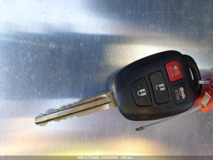 2015 TOYOTA COROLLA LE - 5YFBURHE0FP265758