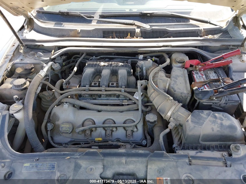 2010 FORD TAURUS VIN: 1FAHP2FW7AG105512